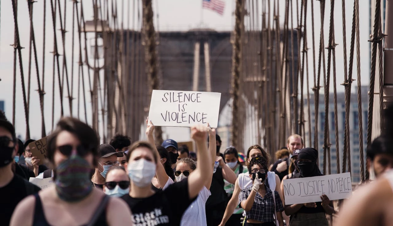 Como combater a violência contra a mulher
