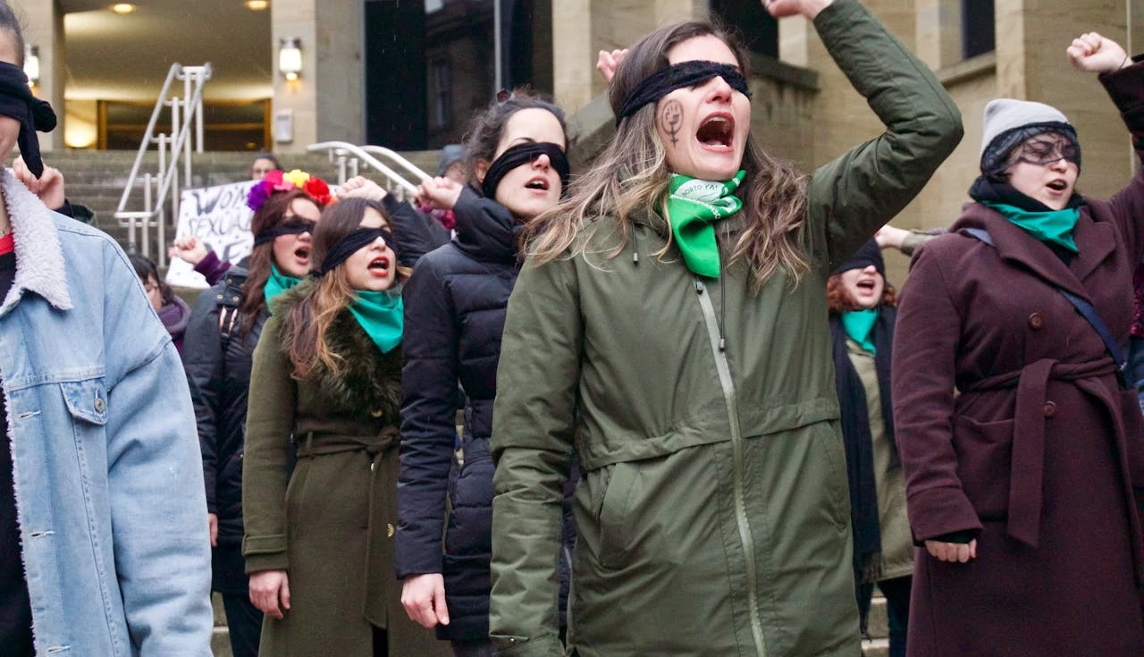 Estereótipos sobre o feminismo que distorcem a sua essência