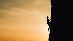 Friedrich Nietzsche e a felicidade uma perspectiva crítica da vontade de poder